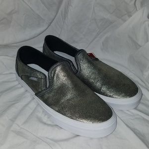 NWT Classic VANS